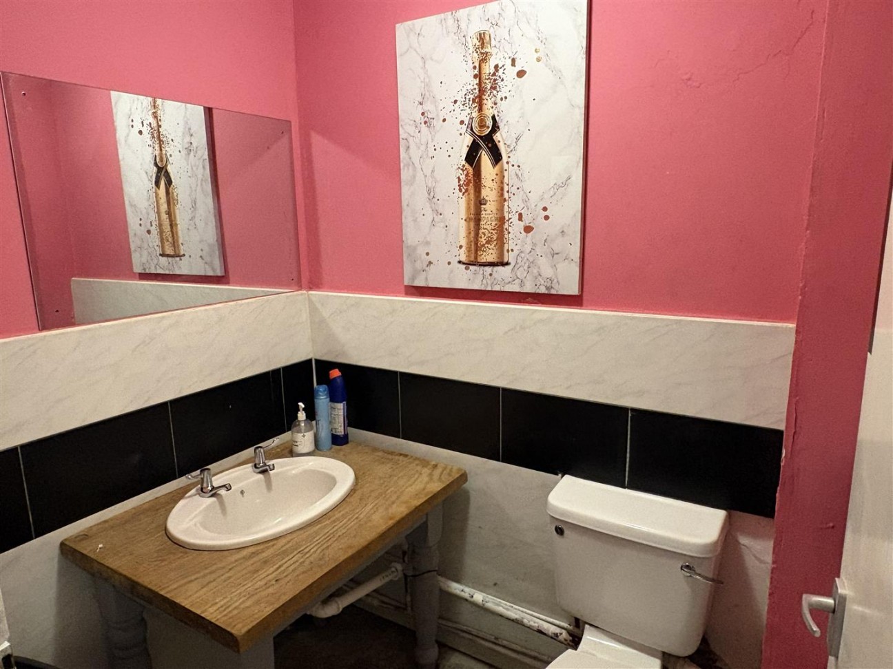 Parsonage Street, Dursley