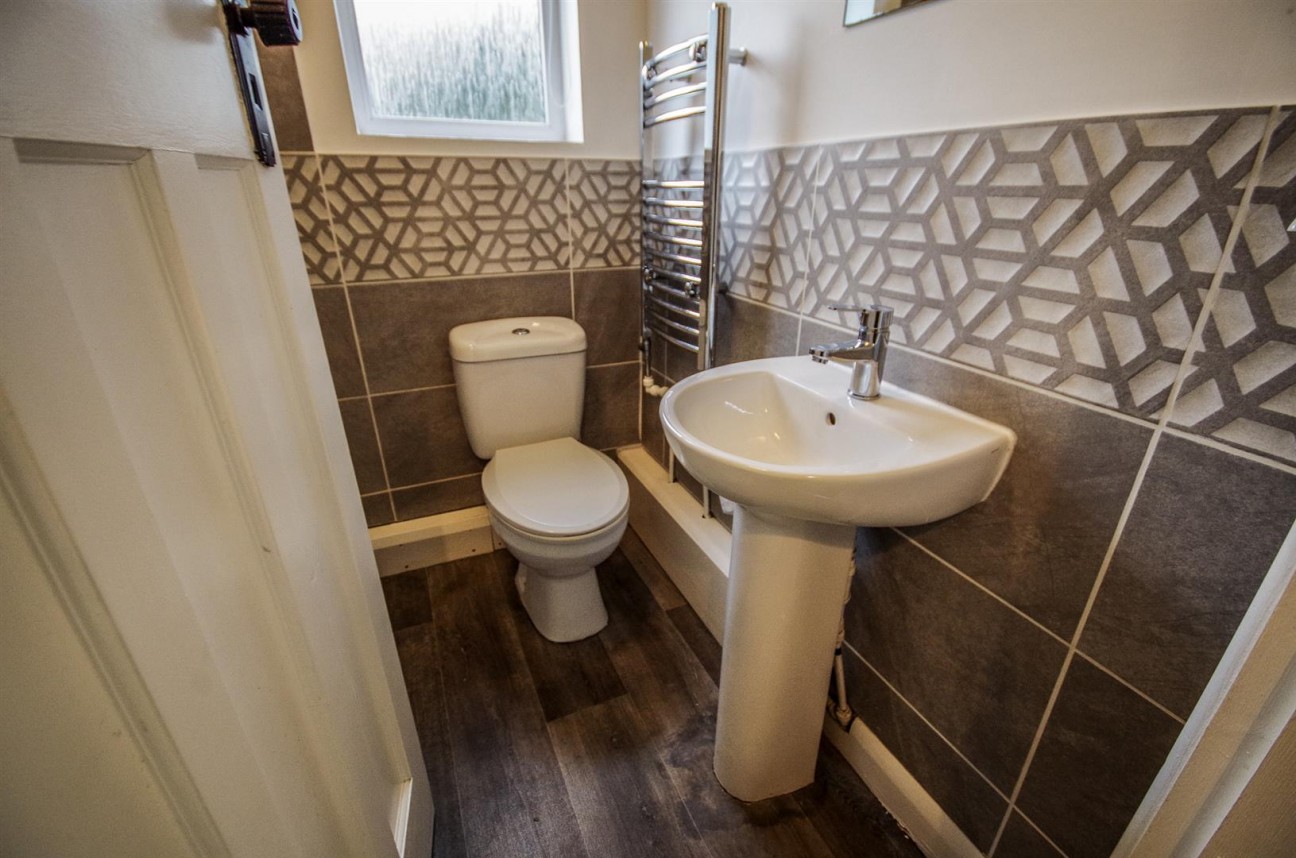 Olive Grove, Dursley