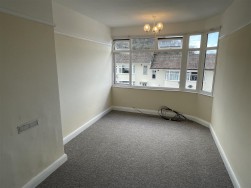 Olive Grove, Dursley