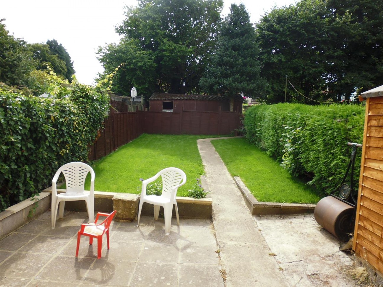 Olive Grove, Dursley