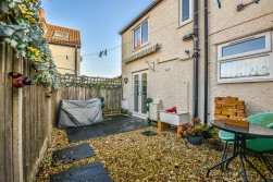 Lynch Road, Berkeley