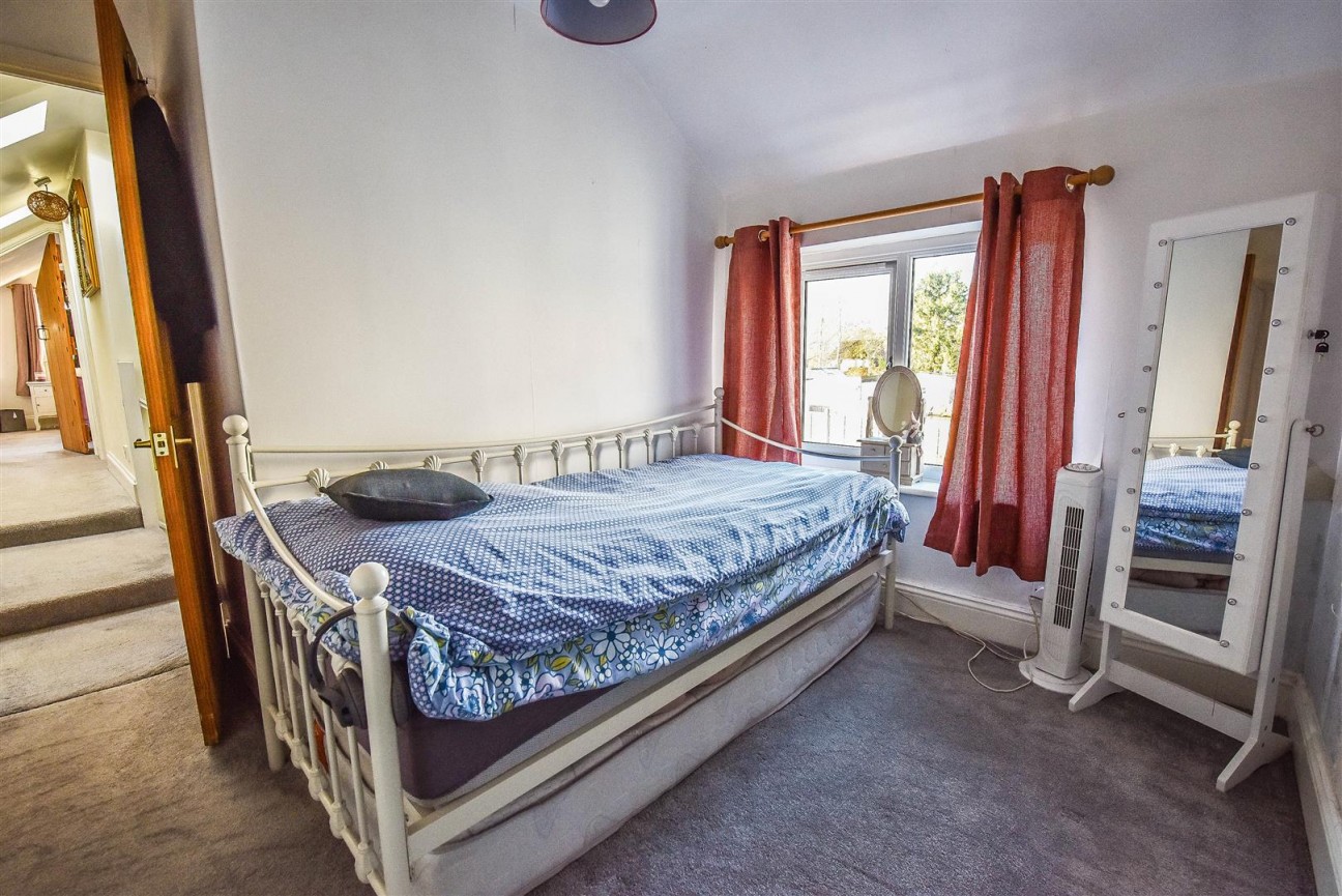 Lynch Road, Berkeley