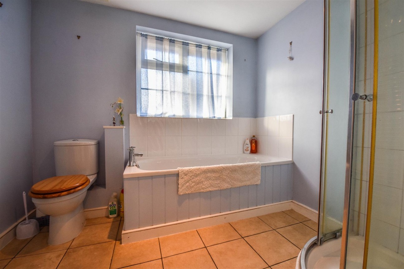 Shutehay Drive, Cam, Dursley