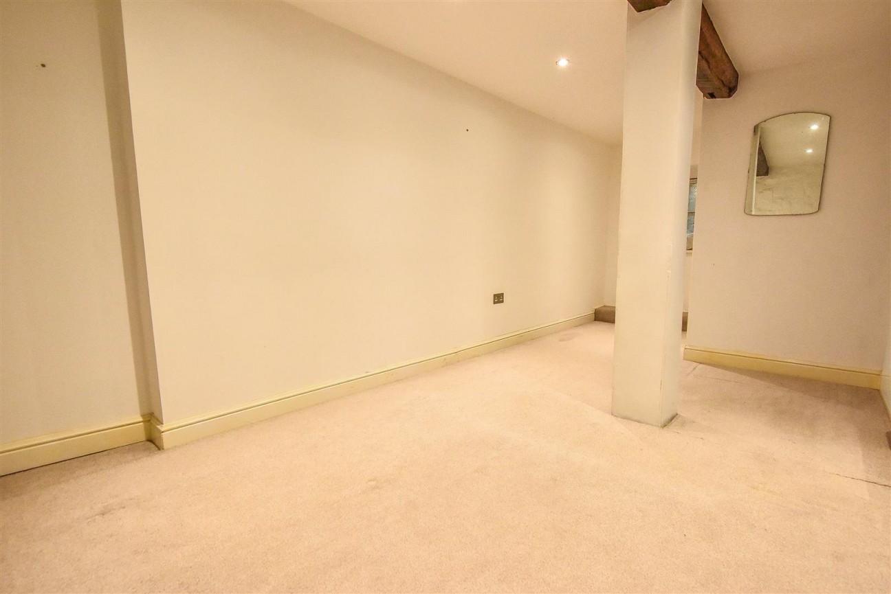 Long Street, Dursley