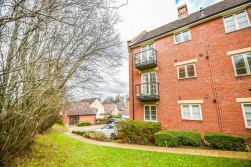 Alexandra Close, Dursley