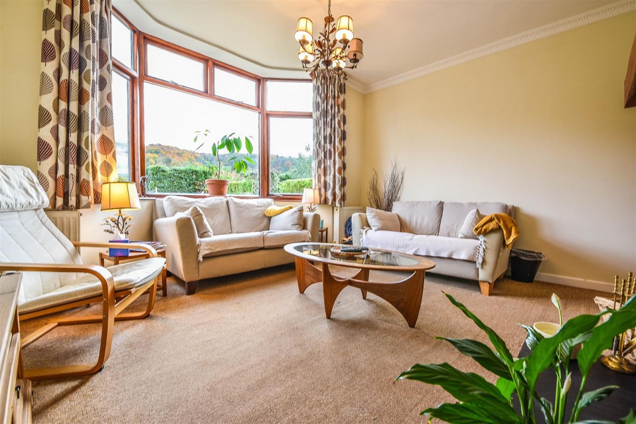 Dursley Road, Dursley