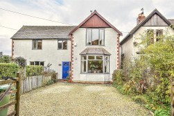 Dursley Road, Dursley