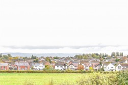 Dursley Road, Dursley