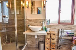 Dursley Road, Dursley