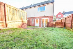 Roseberry Road, Dursley