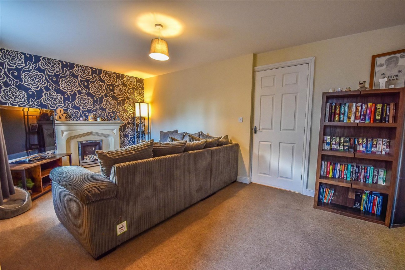 Roseberry Road, Dursley