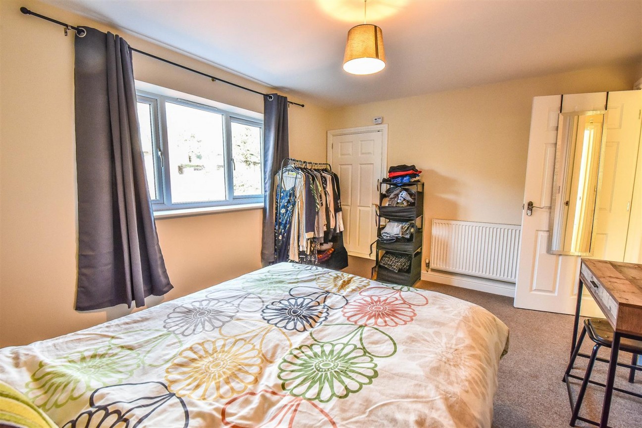 Roseberry Road, Dursley