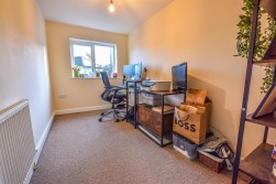 Roseberry Road, Dursley