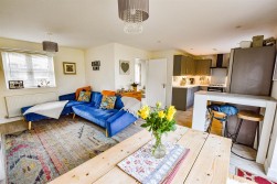 Rowley, Cam, Dursley