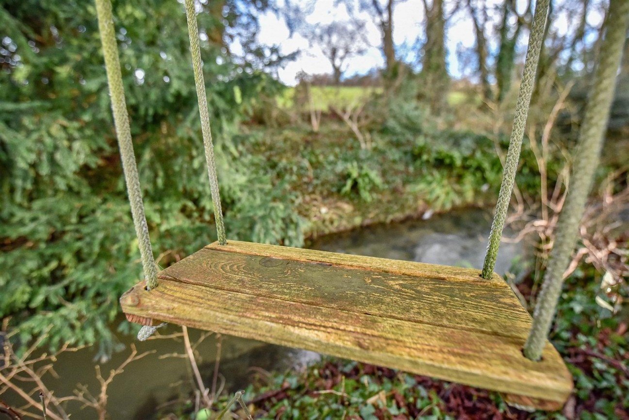 Rowley, Cam, Dursley