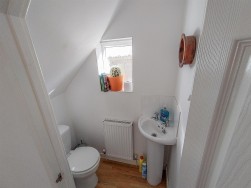 Lawrence Grove, Dursley