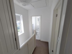 Lawrence Grove, Dursley