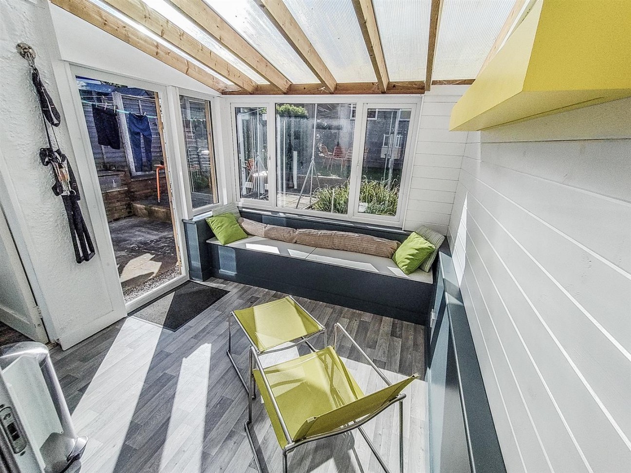 Lawrence Grove, Dursley