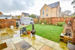 Lister Road, Dursley