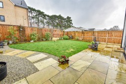 Lister Road, Dursley