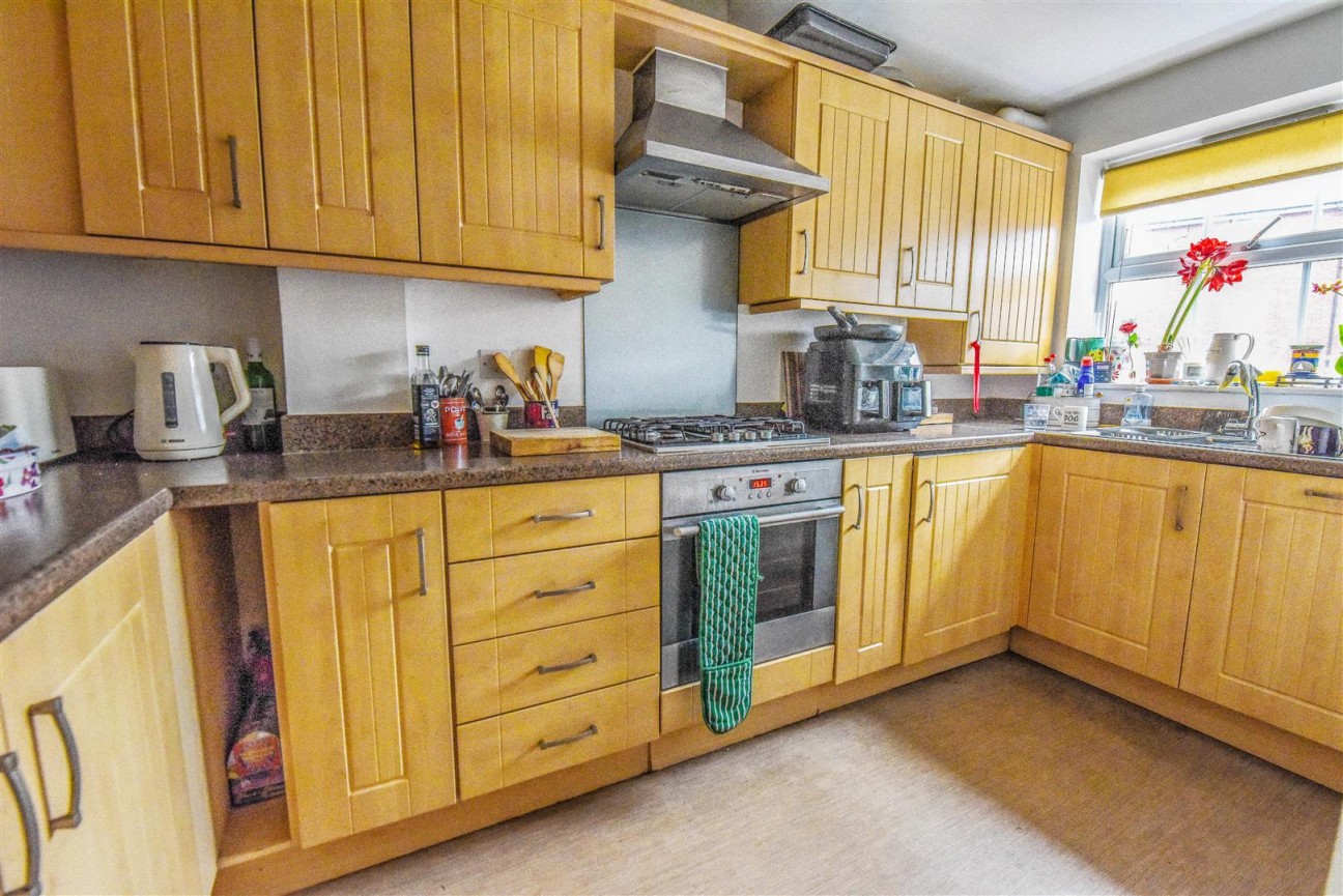 Legion Close, Dursley