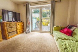 Legion Close, Dursley