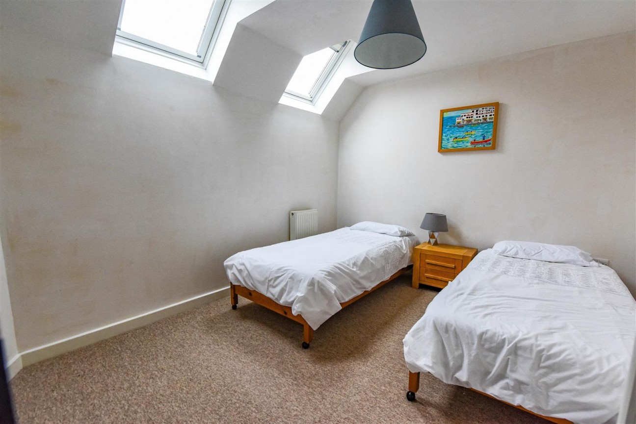 Priory Close, Dursley