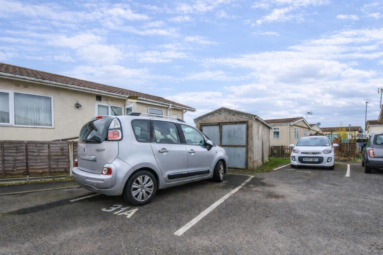 Dursley Vale Park, Woodfield Road, Dursley