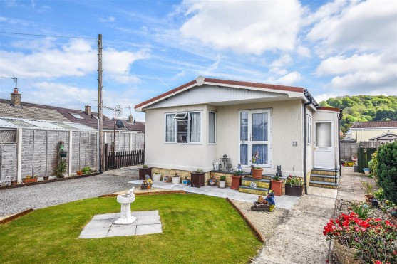 Woodfield Road, Dursley