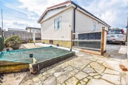 Woodfield Road, Dursley