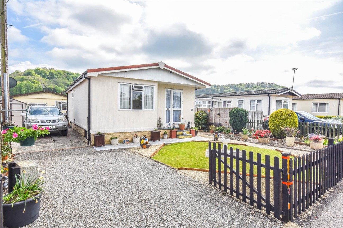 Woodfield Road, Dursley