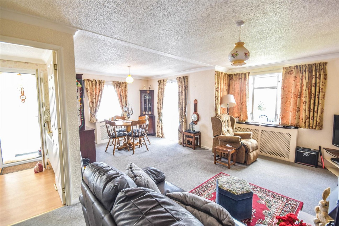 Woodfield Road, Dursley