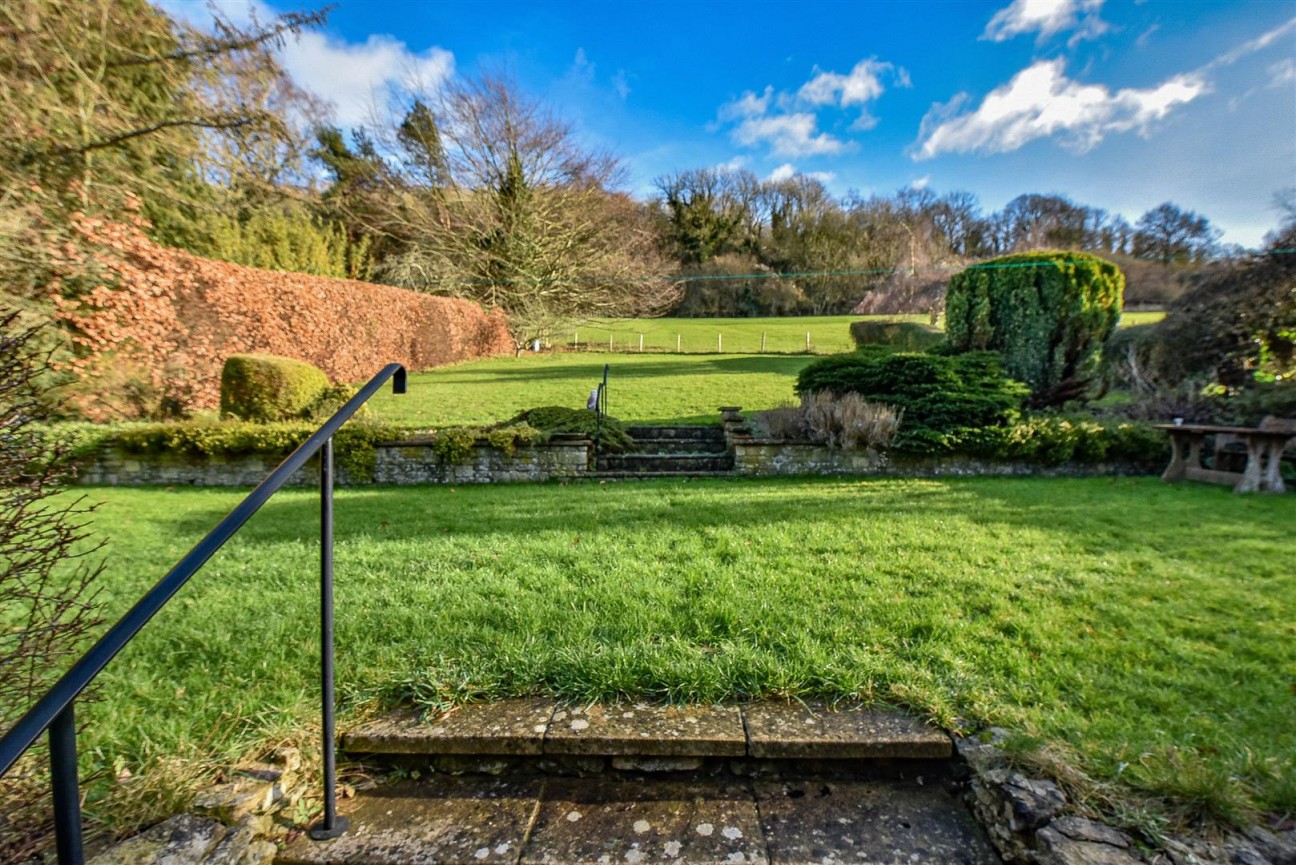 Hentley Tor, Wotton-Under-Edge