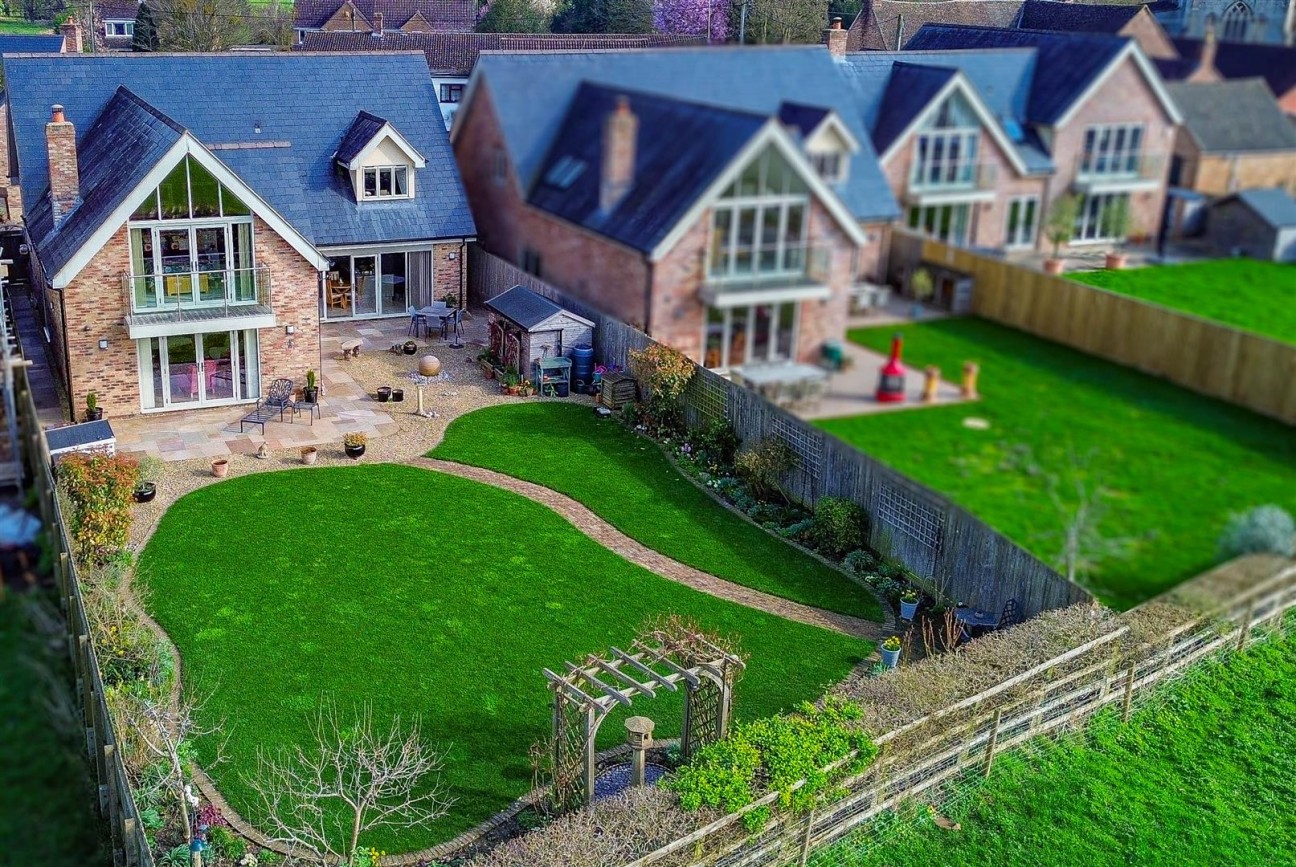 Blacksmith Cottages, Churchend, Slimbridge