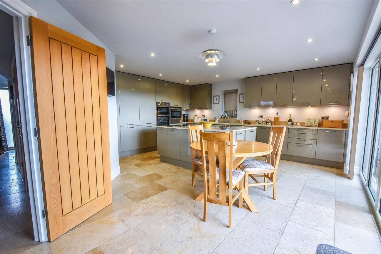 Blacksmith Cottages, Churchend, Slimbridge