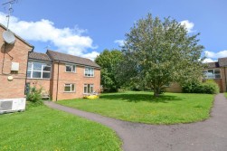 Heath Court, Dursley
