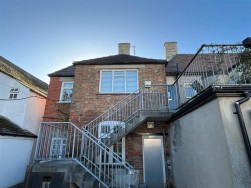 16b Market Place, Berkeley