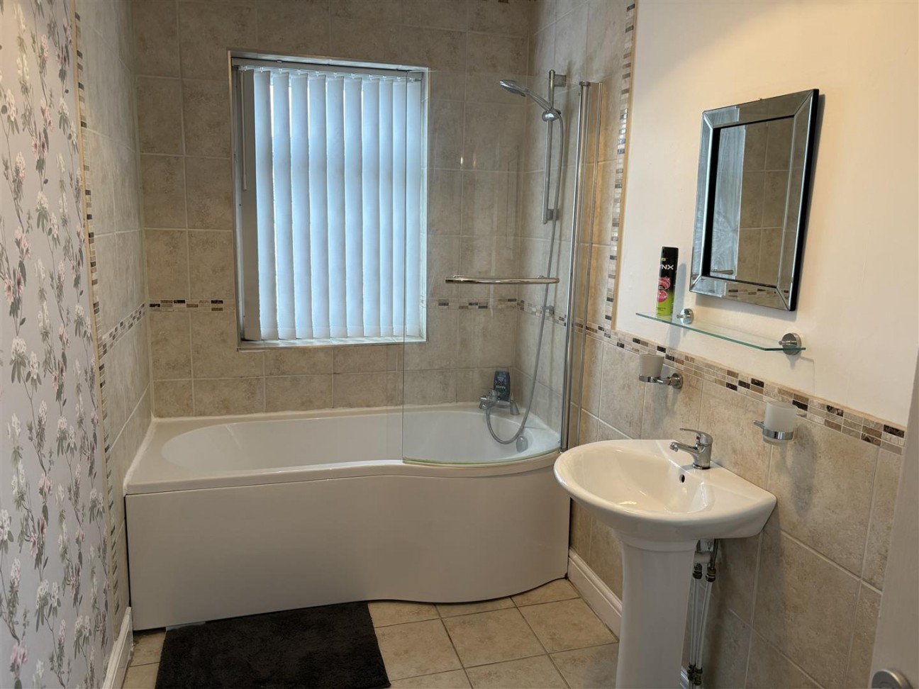 16b Market Place, Berkeley