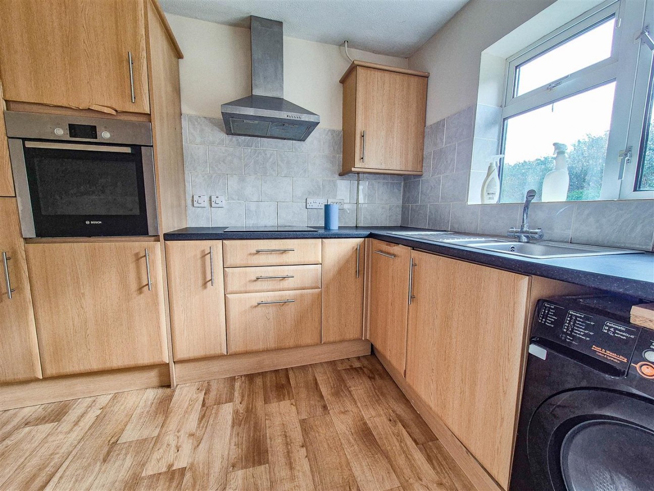 Springfields, Dursley