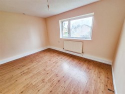 Springfields, Dursley