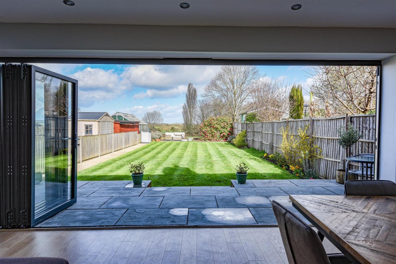 Leaze Close, Berkeley