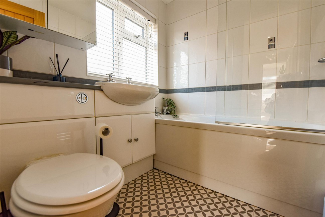 Leaze Close, Berkeley