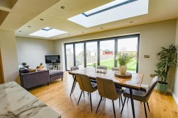 Leaze Close, Berkeley