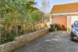 Lantern Close, Berkeley