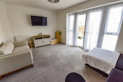 Goldfinch Edge, Cam, Dursley