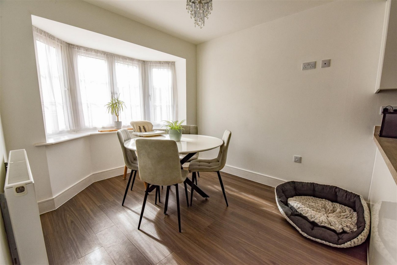 Goldfinch Edge, Cam, Dursley