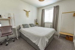 Goldfinch Edge, Cam, Dursley