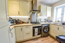 Goldfinch Edge, Cam, Dursley