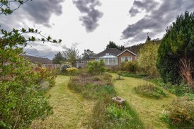 New Road, Dursley