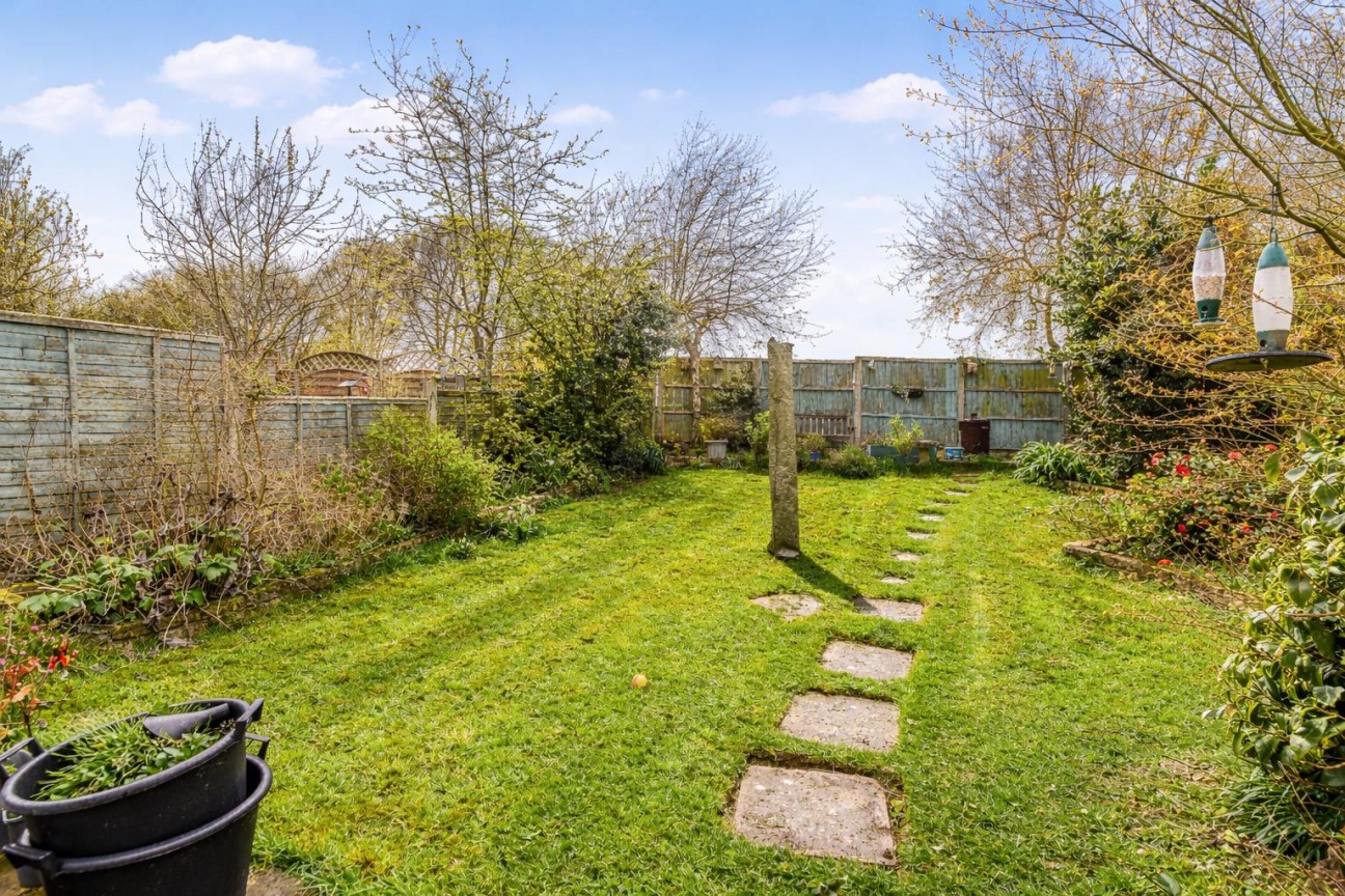 Jubilee Close, Cam, Dursley